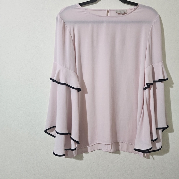 Loft Bell Sleeve Blouse - Picture 6 of 6